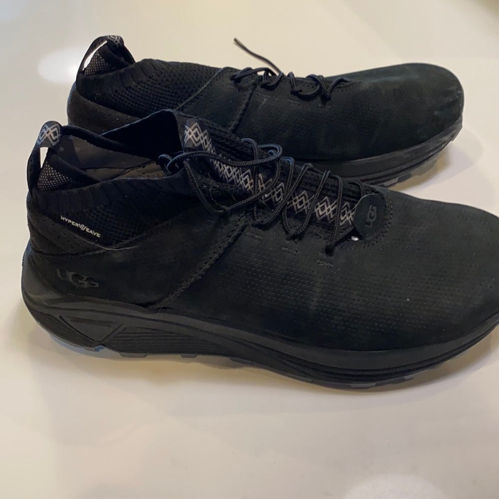 Ugg men’s size 12 never worn hyperweave